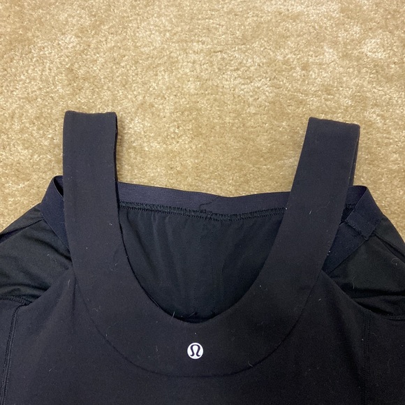 Lululemon top - Picture 3 of 4